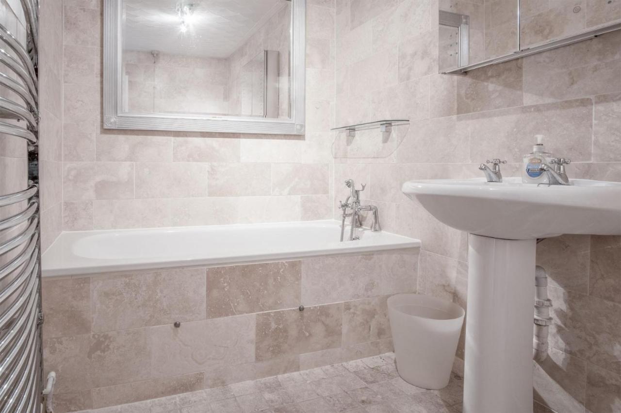 Captains Walk - 4 Bedroom Apartment - Сондерсфут Екстер'єр фото